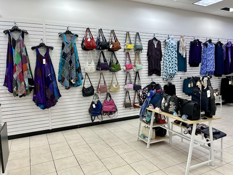 Daring Diva Purses