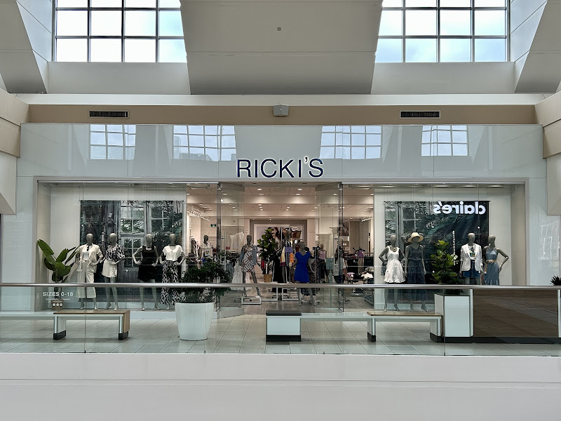 Ricki's