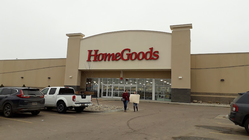 Marshalls & HomeGoods
