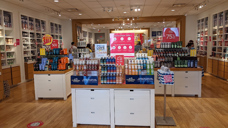Bath & Body Works