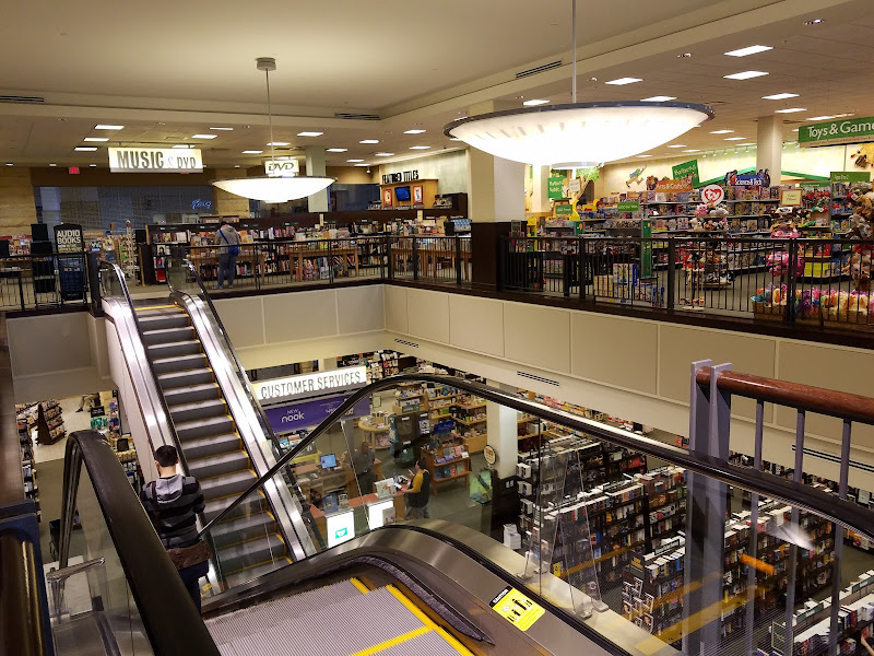 Barnes & Noble Booksellers