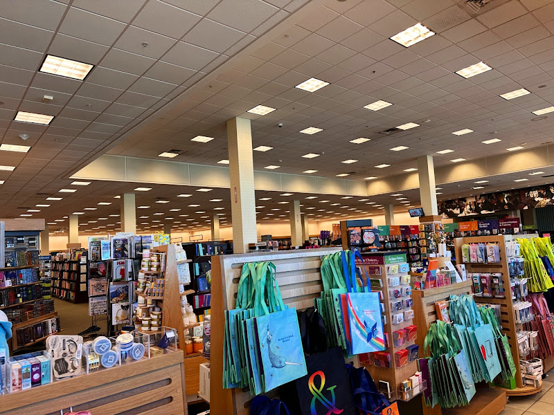 Barnes & Noble
