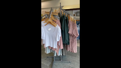 Trinkets Boutique Rogers