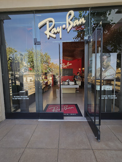 Ray-Ban