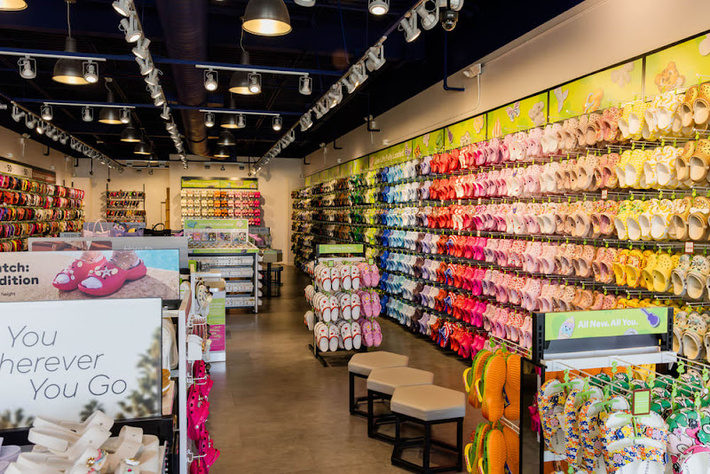 Crocs at Pleasant Prairie Premium