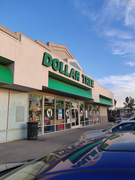 Calaveras Square
