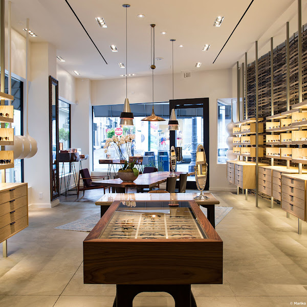 Oliver Peoples