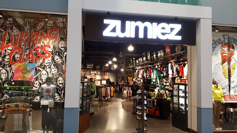 Zumiez