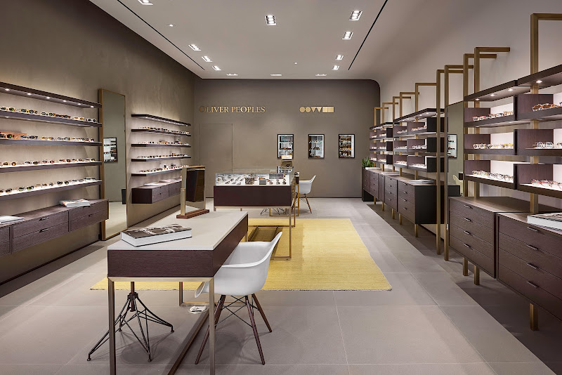 Oliver Peoples