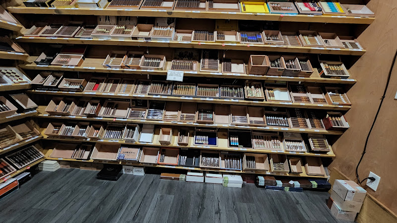 Loft Cigar Lounge