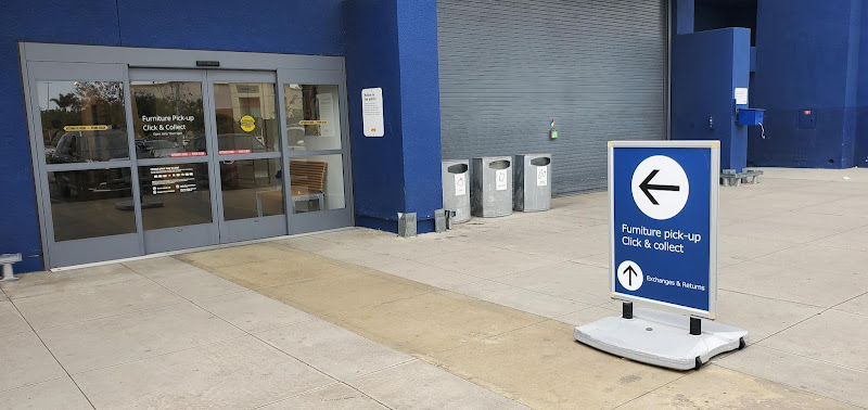Click & Collect Curbside Pick-up at IKEA Carson