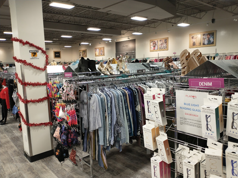 Plato's Closet, Pickering.