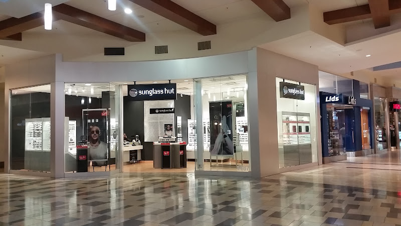 Sunglass Hut