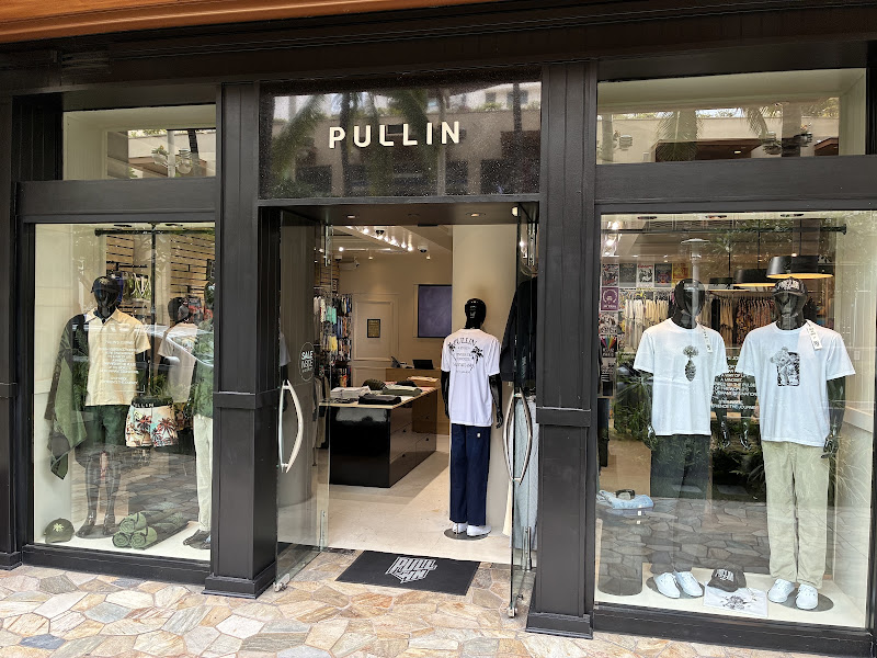 PULLIN HONOLULU