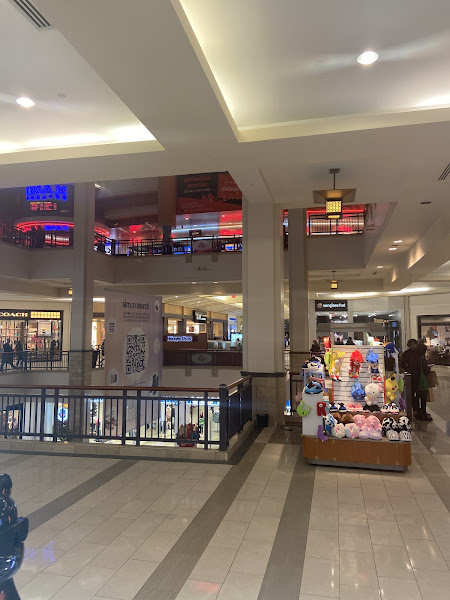 Petland Mall of Georgia