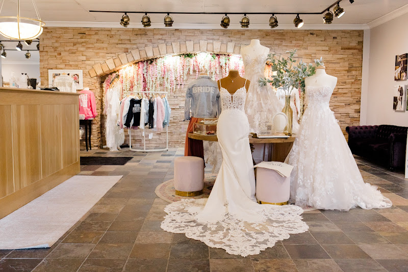 Dora Grace Bridal