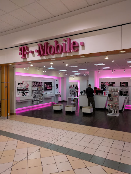 T-Mobile Authorized Retailer