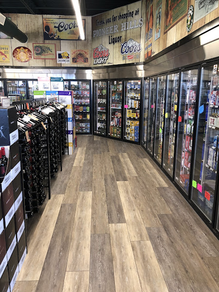 Pioneer Hills Liquor