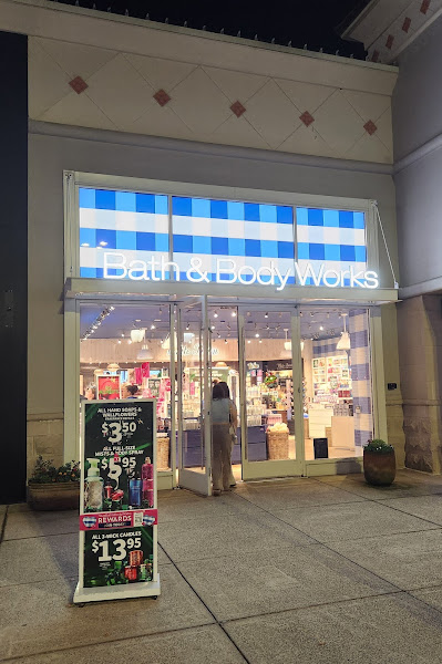 Bath & Body Works