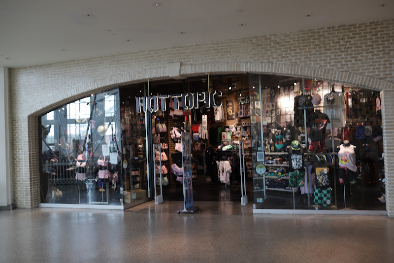 Hot Topic