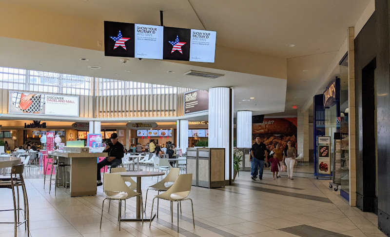Dadeland Mall Food Court