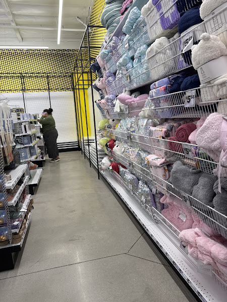 Five Below