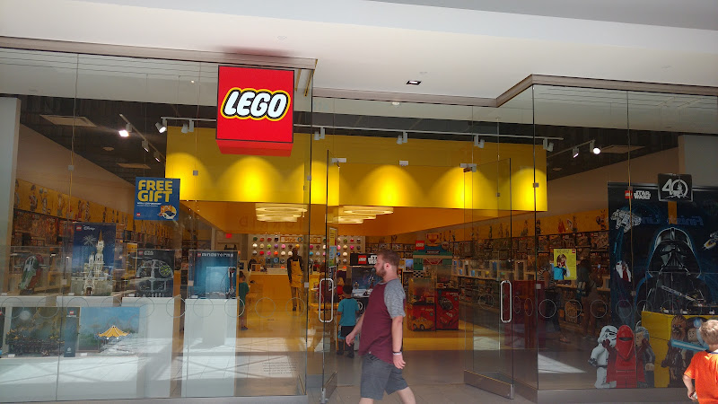 The LEGO® Store Opry Mills
