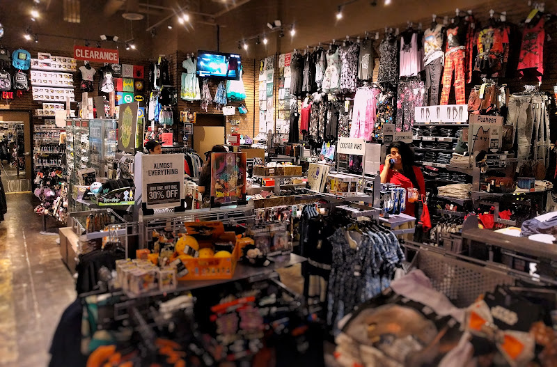Hot Topic