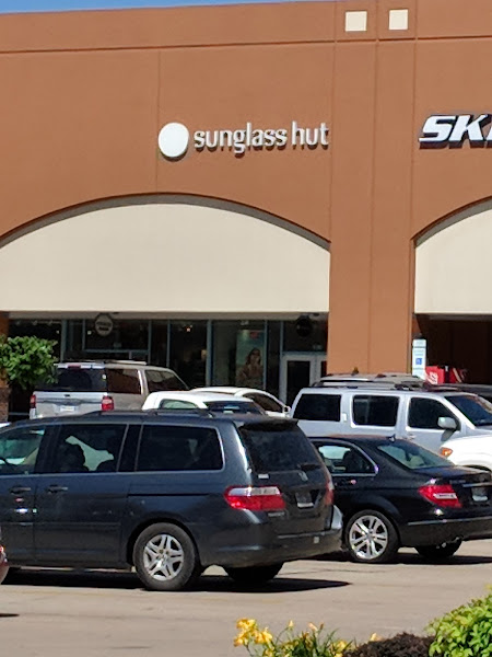 Sunglass Hut