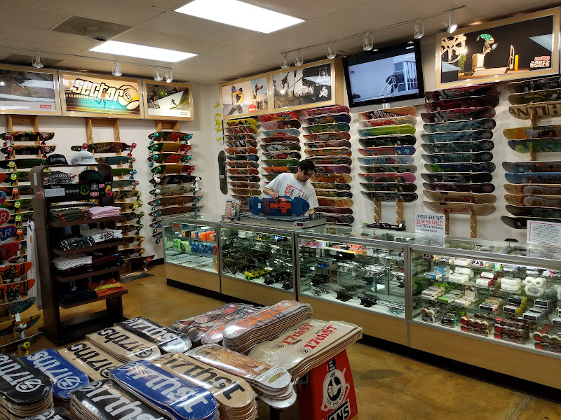 17th Street Surf Shop