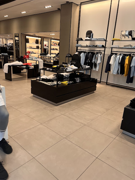 BOSS Store