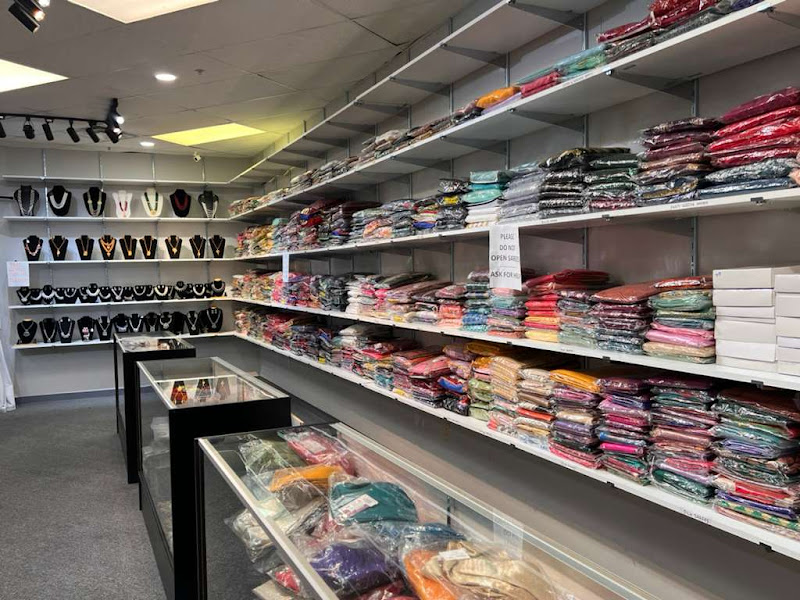 Chandler Fashions Premium Indian Clothing Dress Showroom - Wedding Festivals 30k+ Collections - Open 365 Days