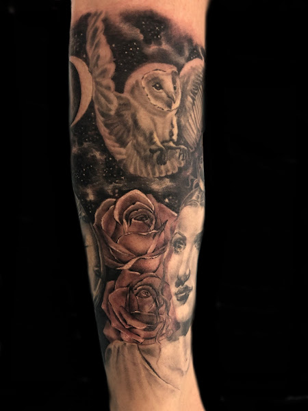 Miss Heidi's Tattoo and Tarot