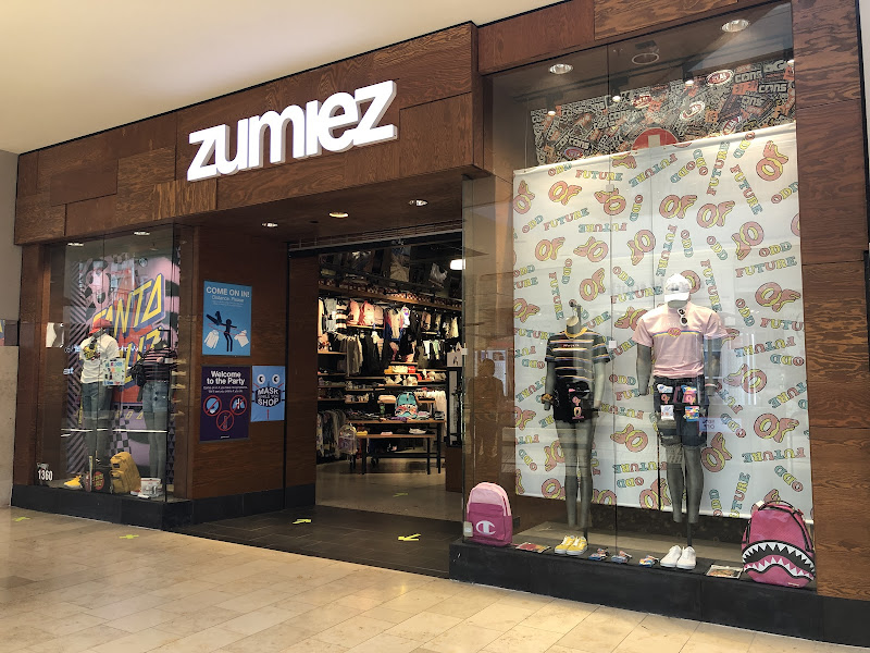Zumiez