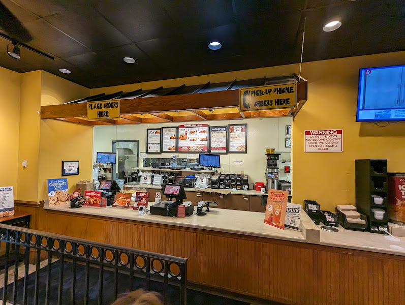 Zaxbys Chicken Fingers & Buffalo Wings
