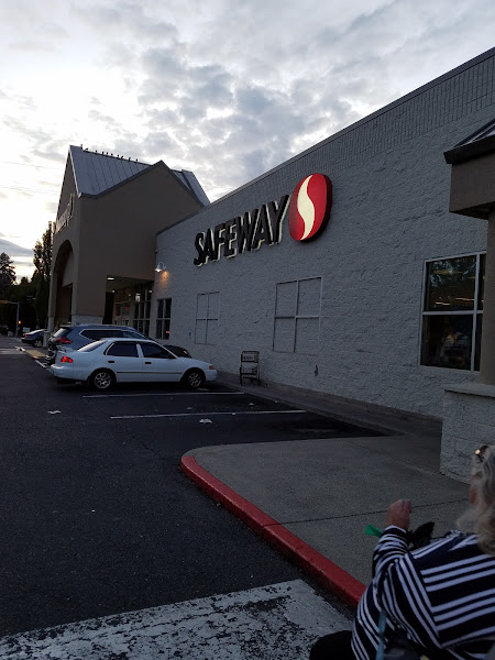 Safeway Liquor