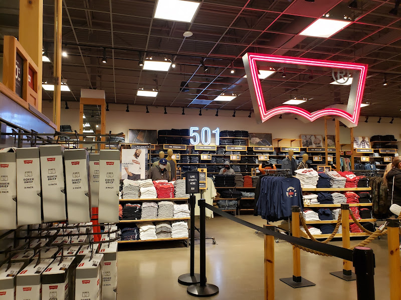 Levi’s Outlet Store