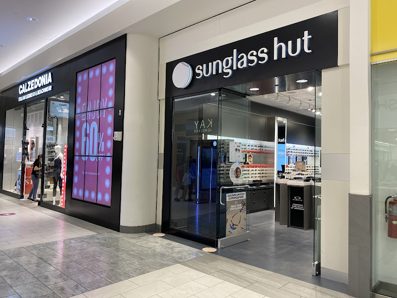 Sunglass Hut