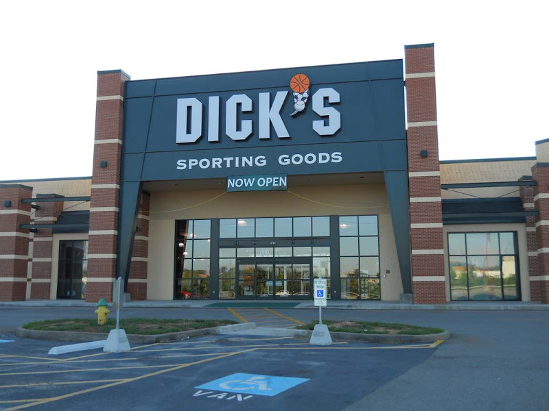 Dick's Sporting Goods