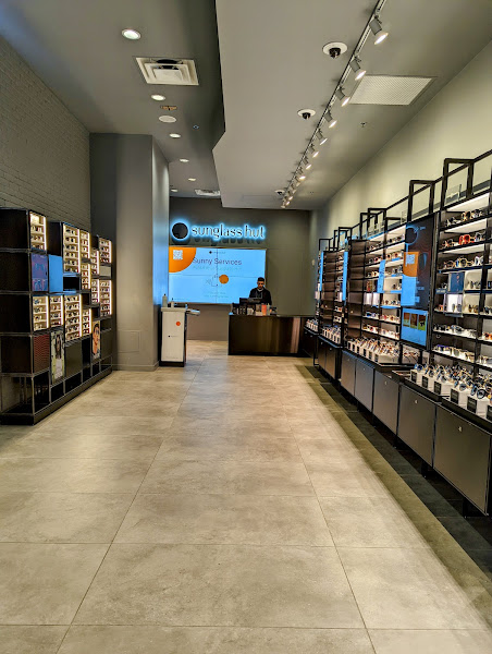Sunglass Hut