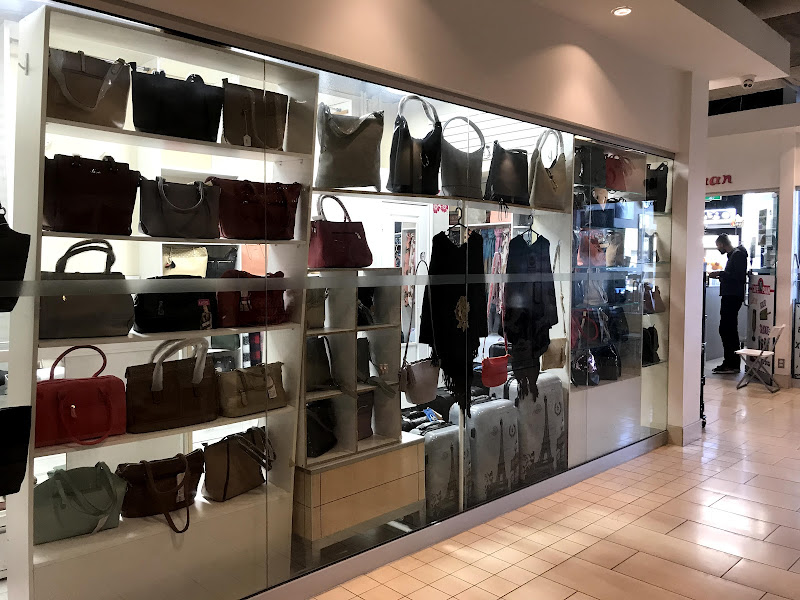 Max Clothing & Accessories
