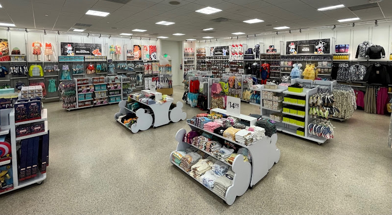 Disney Store Outlet