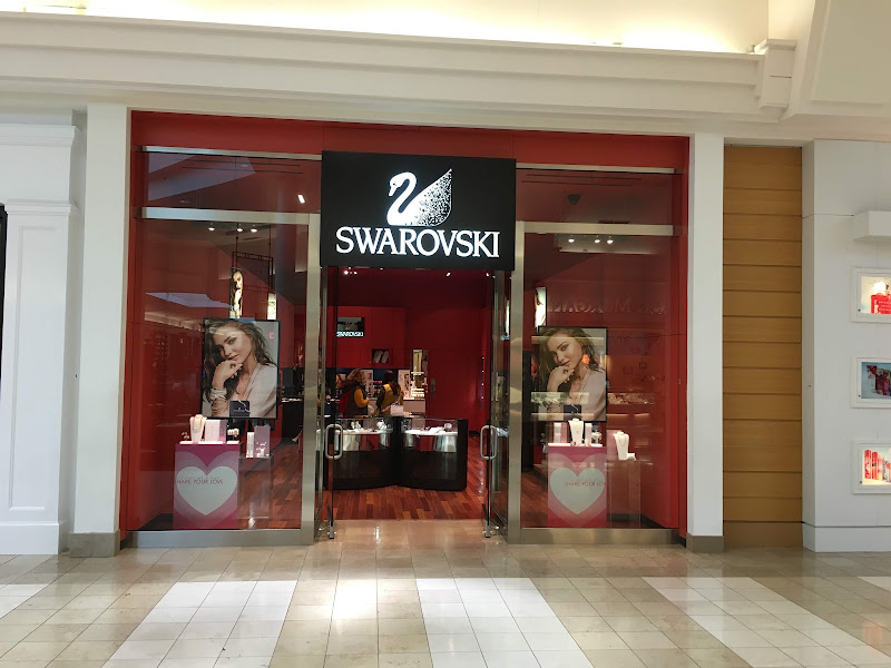 Swarovski West Town Mall