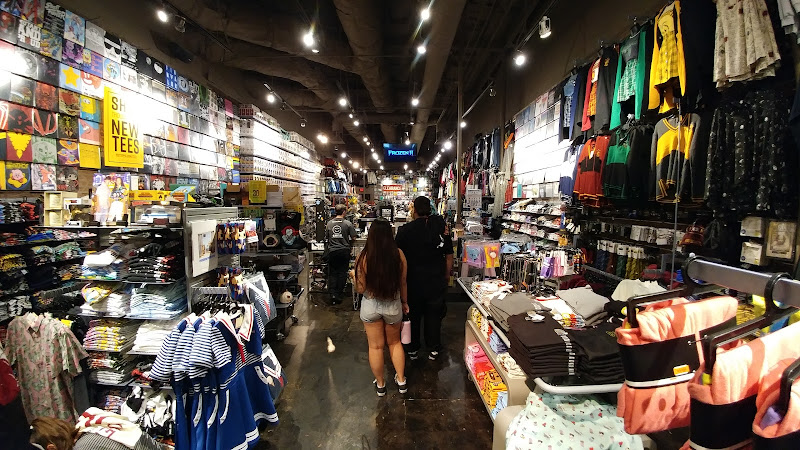 Hot Topic
