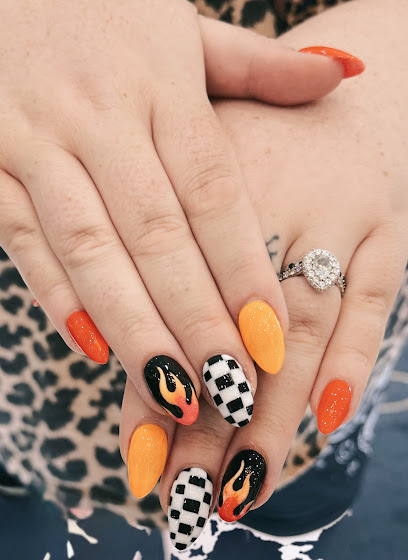 Classic Design Nails