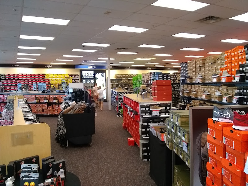 Shoe Carnival