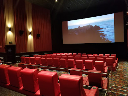 Cobb Liberty Luxury 15 & CinéBistro