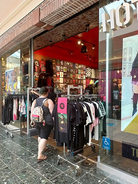 Hot Topic