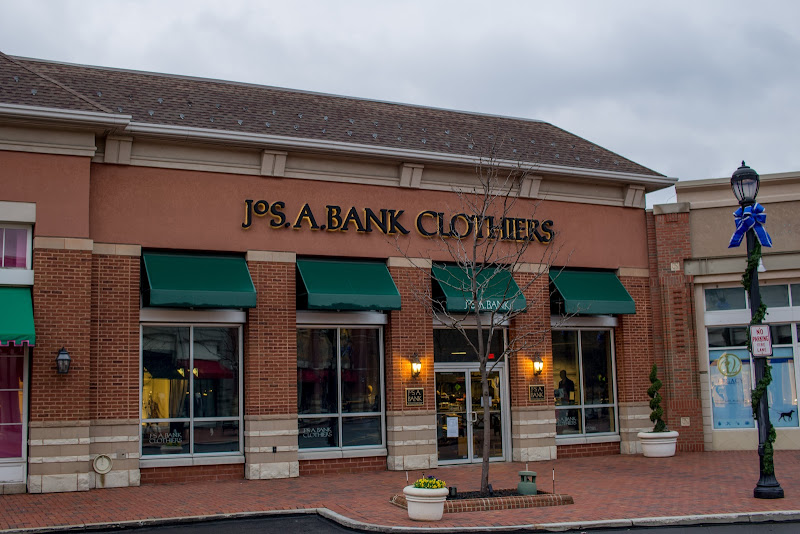 Jos A. Bank