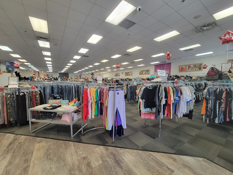 Plato's Closet- Fort Wayne, IN